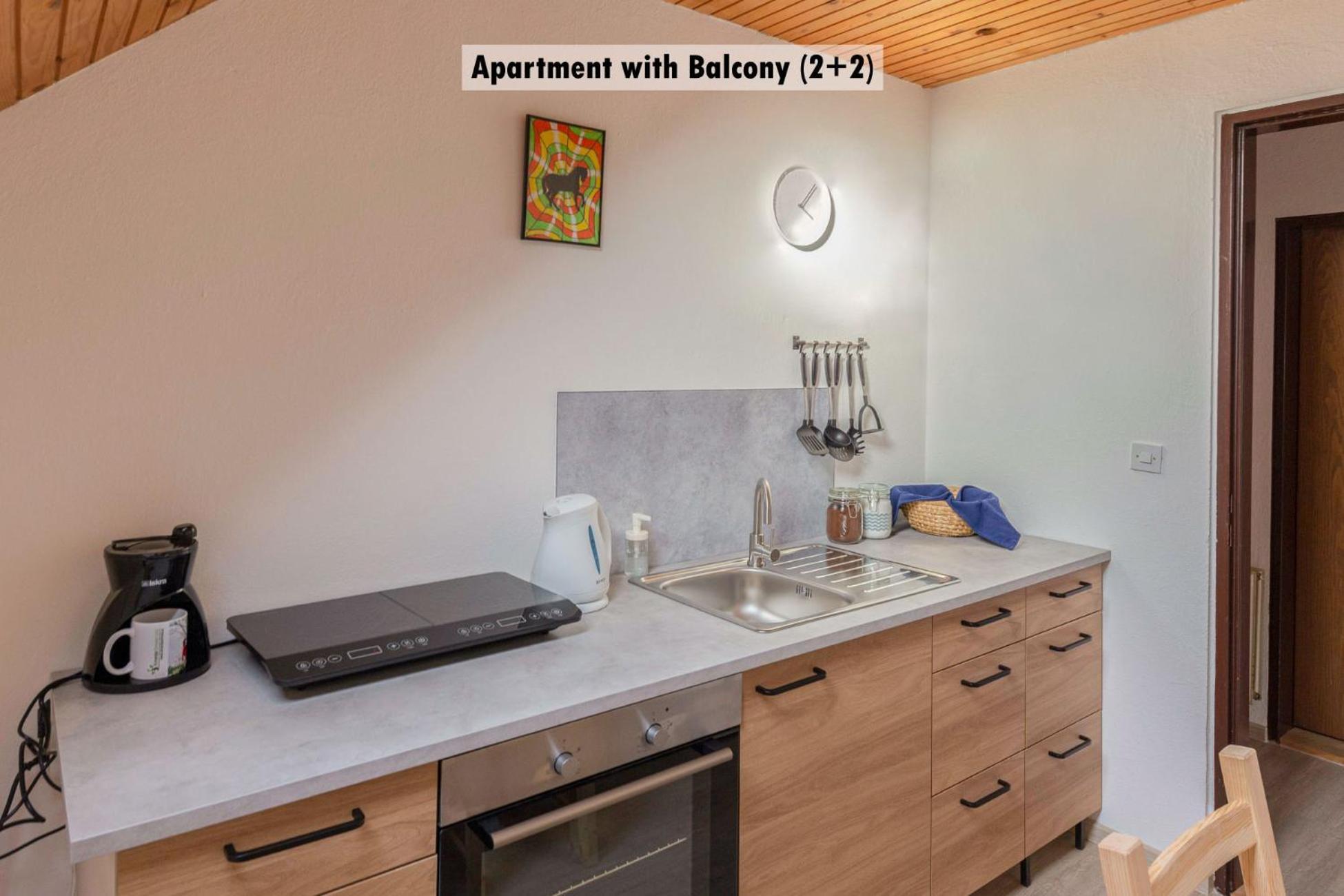 יסניצה Apartments Farm House Uric מראה חיצוני תמונה